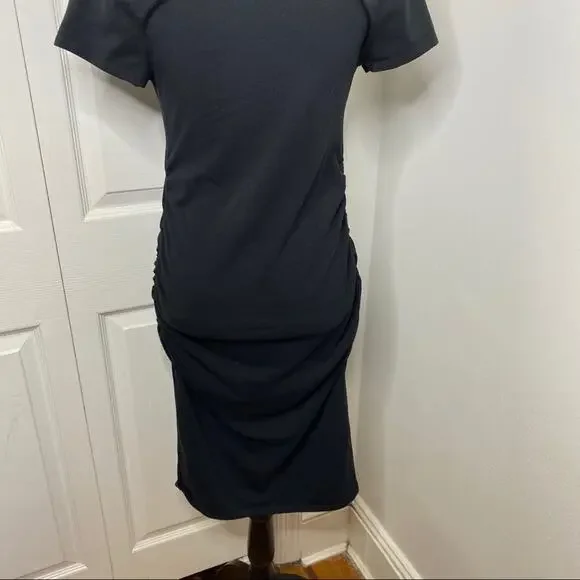 Isabel Maternity Short Sleeve Shirred Dress - Picture 6 of 8